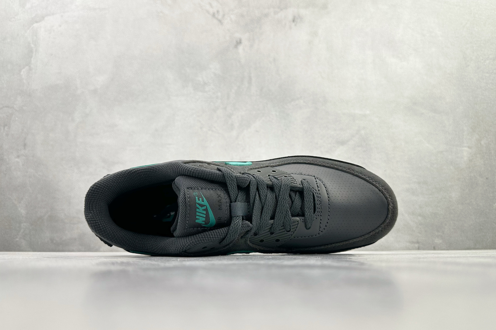 平台专供 Nike Air 90 黑蓝 IF0670-002 平台专供 Nike Air 90 黑蓝 IF0670-002