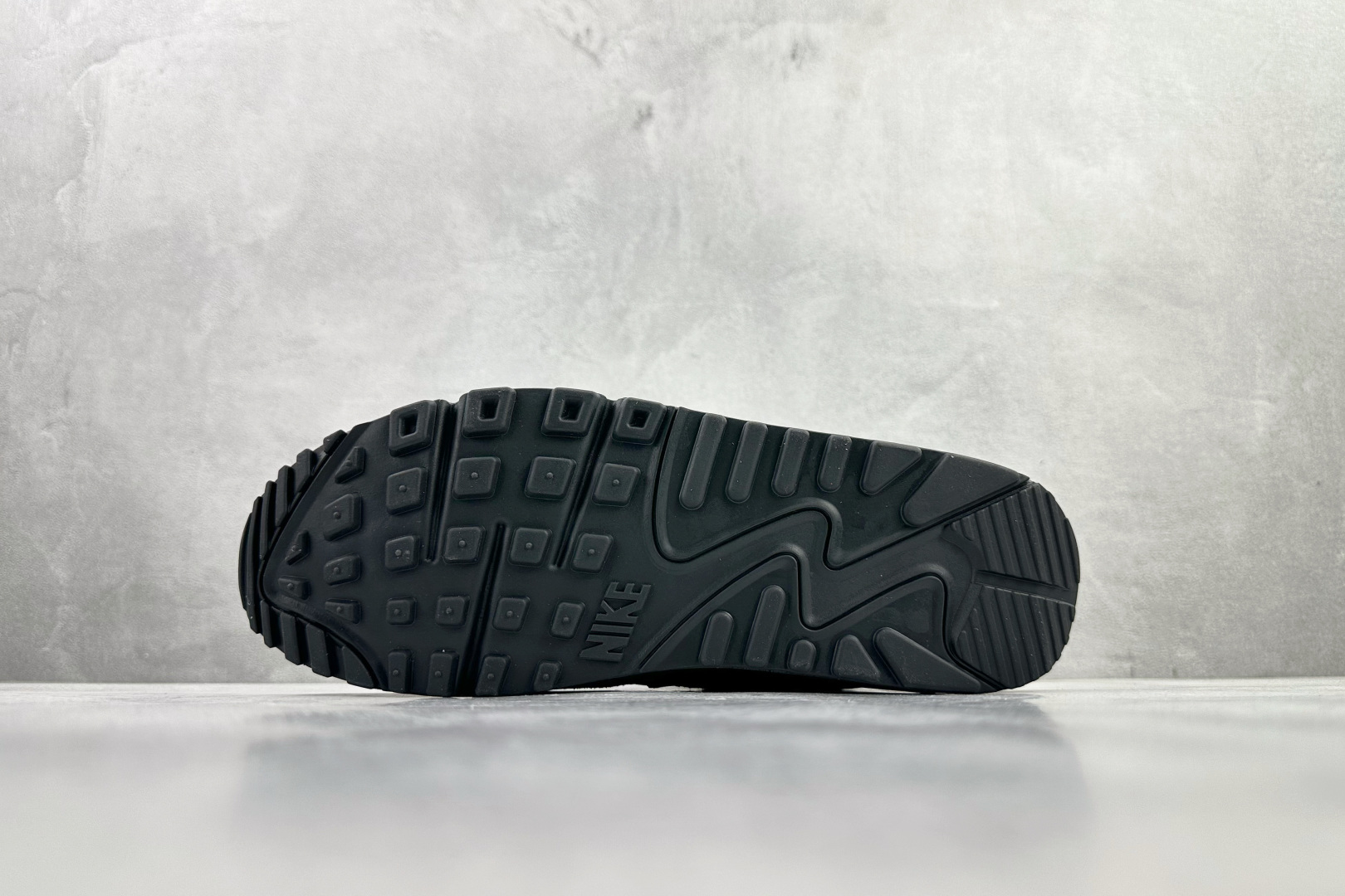 平台专供 Nike Air 90 黑蓝 IF0670-002 平台专供 Nike Air 90 黑蓝 IF0670-002