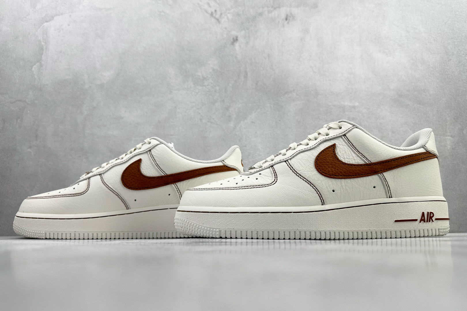 原厂皮 Nike Air Force 1 Low 米棕色 HQ2037-101 原厂皮 Nike Air Force 1 Low 米棕色 HQ2037-101