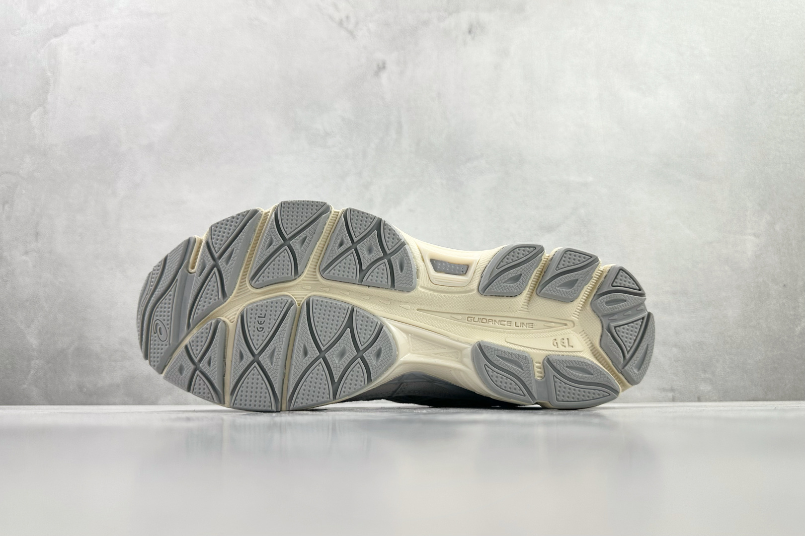 Asics GEL-N米灰色 1203A372-600 Asics GEL-N米灰色 1203A372-600