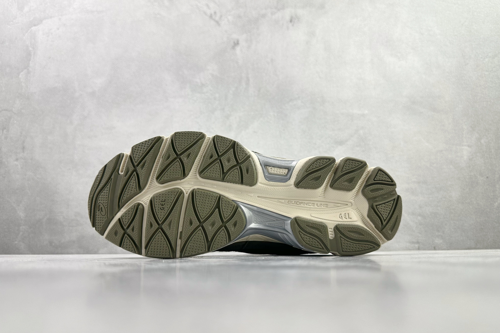 Asics GEL-N绿色 1203A739-300 Asics GEL-N绿色 1203A739-300
