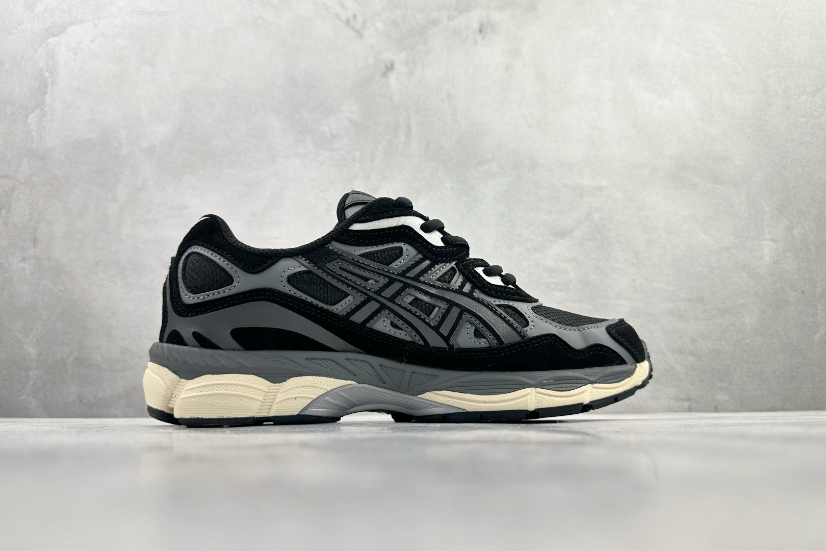 Asics GEL-N黑色 1203A739-001 Asics GEL-N黑色 1203A739-001