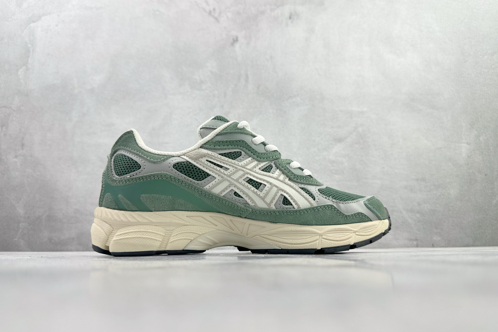 Asics GEL-N”Ivy/Smoke Grey” 绿色 1203A383-302 Asics GEL-N”Ivy/Smoke Grey” 绿色 1203A383-302