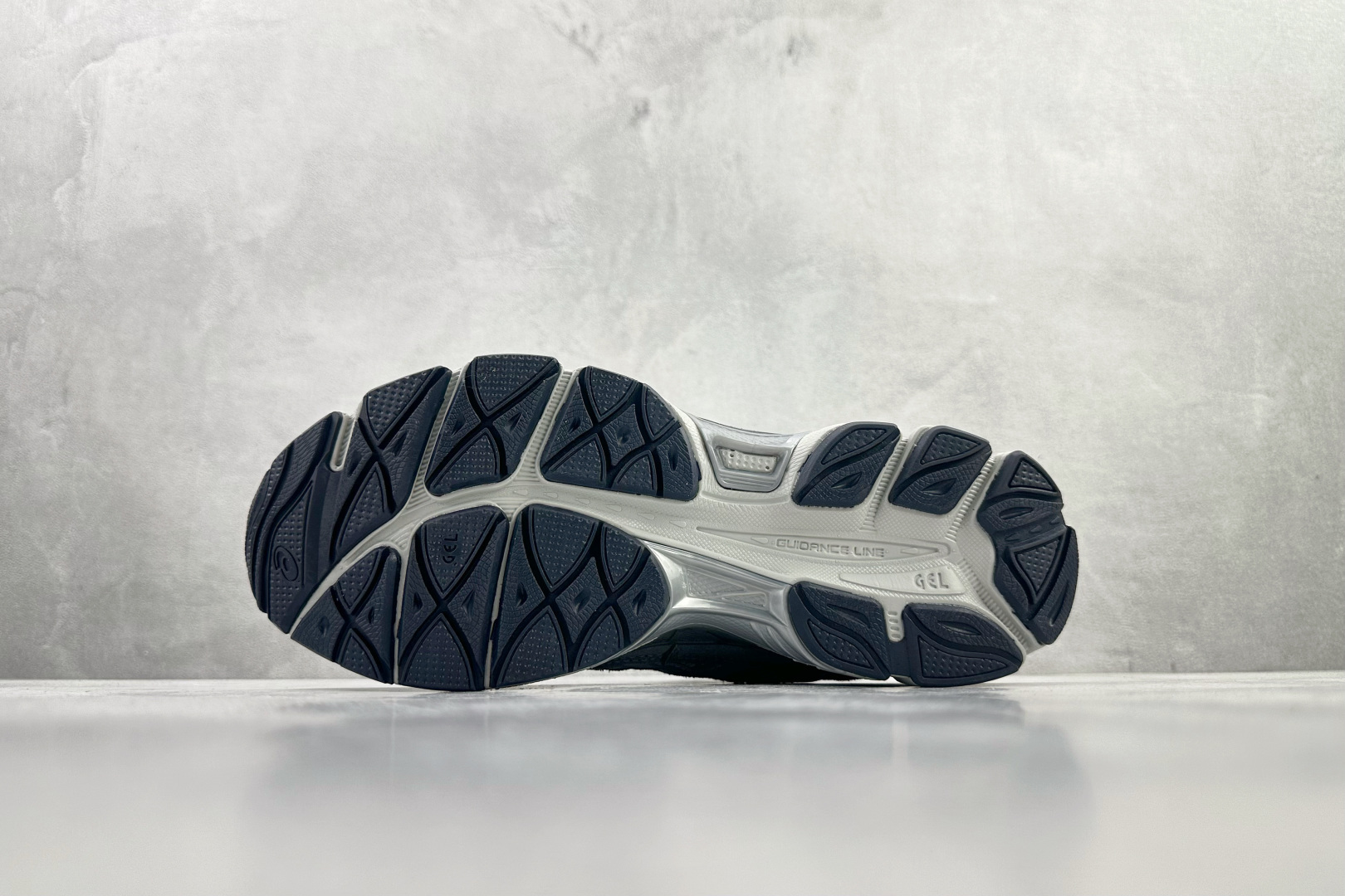 ASICS GEL-N灰色 1203A383-025 ASICS GEL-N灰色 1203A383-025