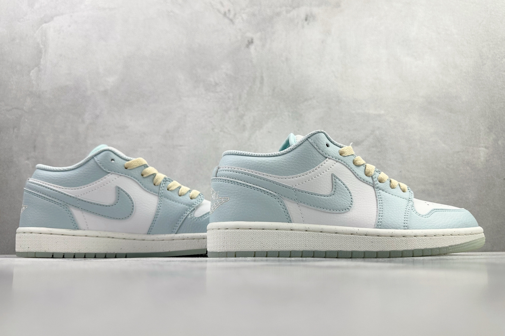 平台爆款 Jordan Air Jordan 1 Low 蓝白 HJ5999-400 平台爆款 Jordan Air Jordan 1 Low 蓝白 HJ5999-400