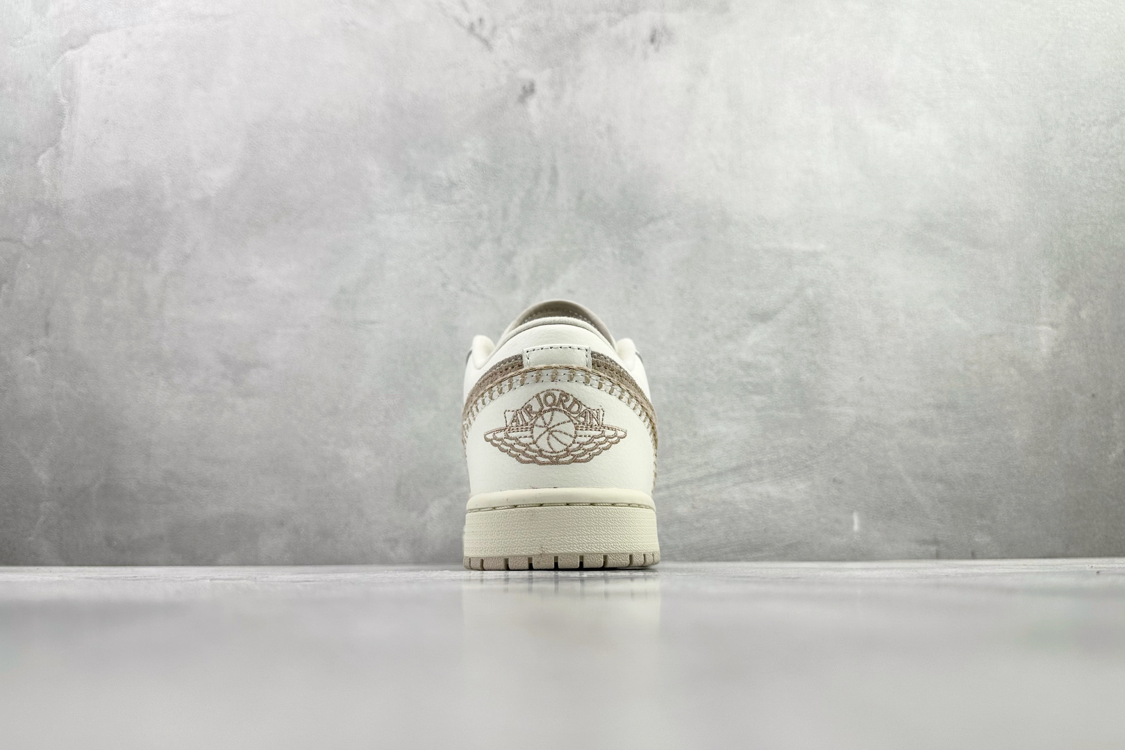 Jordan Air Jordan 1 米色 HV4268-120 Jordan Air Jordan 1 米色 HV4268-120