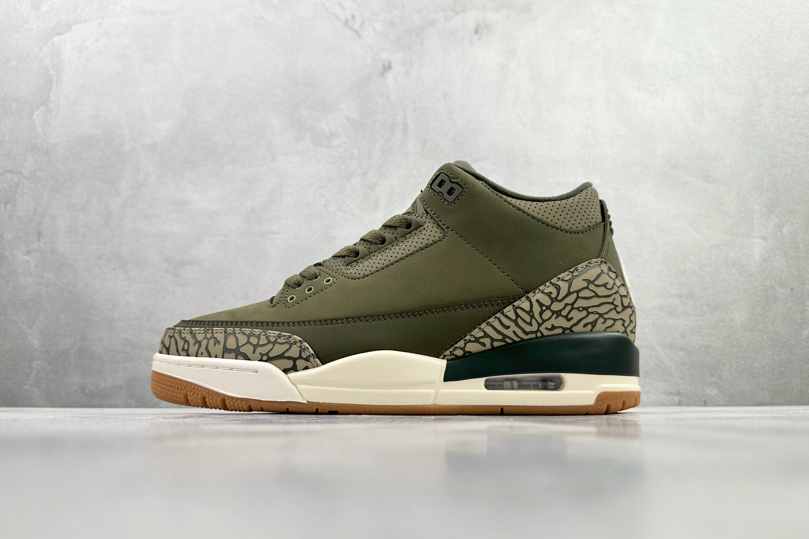 N版  东南亚订单 Jordan Air Jordan 3 "Family Affair"橄榄绿 货号：DN3707-2
