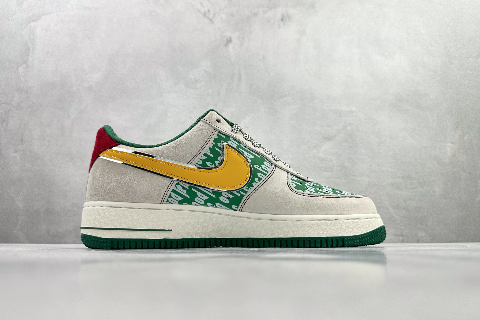 Nike AIR FORCE 1'07 LX 灰绿黄 SY1388-025 Nike AIR FORCE 1'07 LX 灰绿黄 SY1388-025