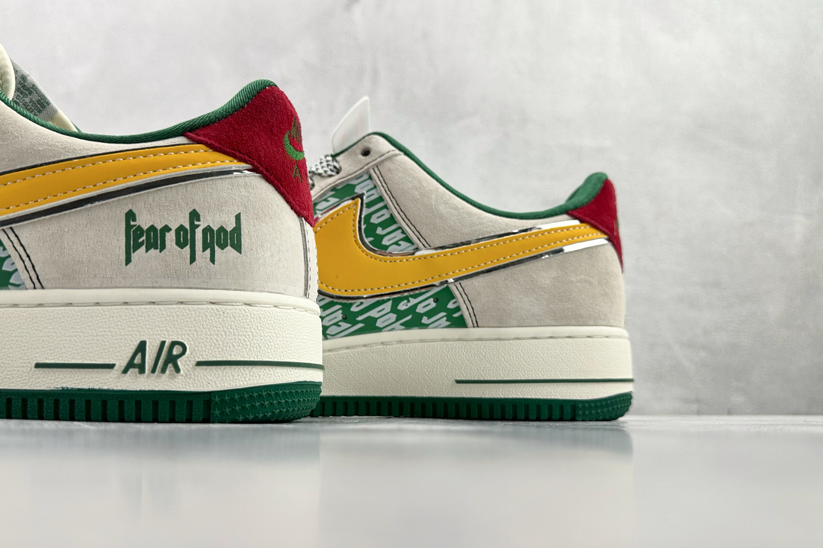 Nike AIR FORCE 1'07 LX 灰绿黄 SY1388-025 Nike AIR FORCE 1'07 LX 灰绿黄 SY1388-025