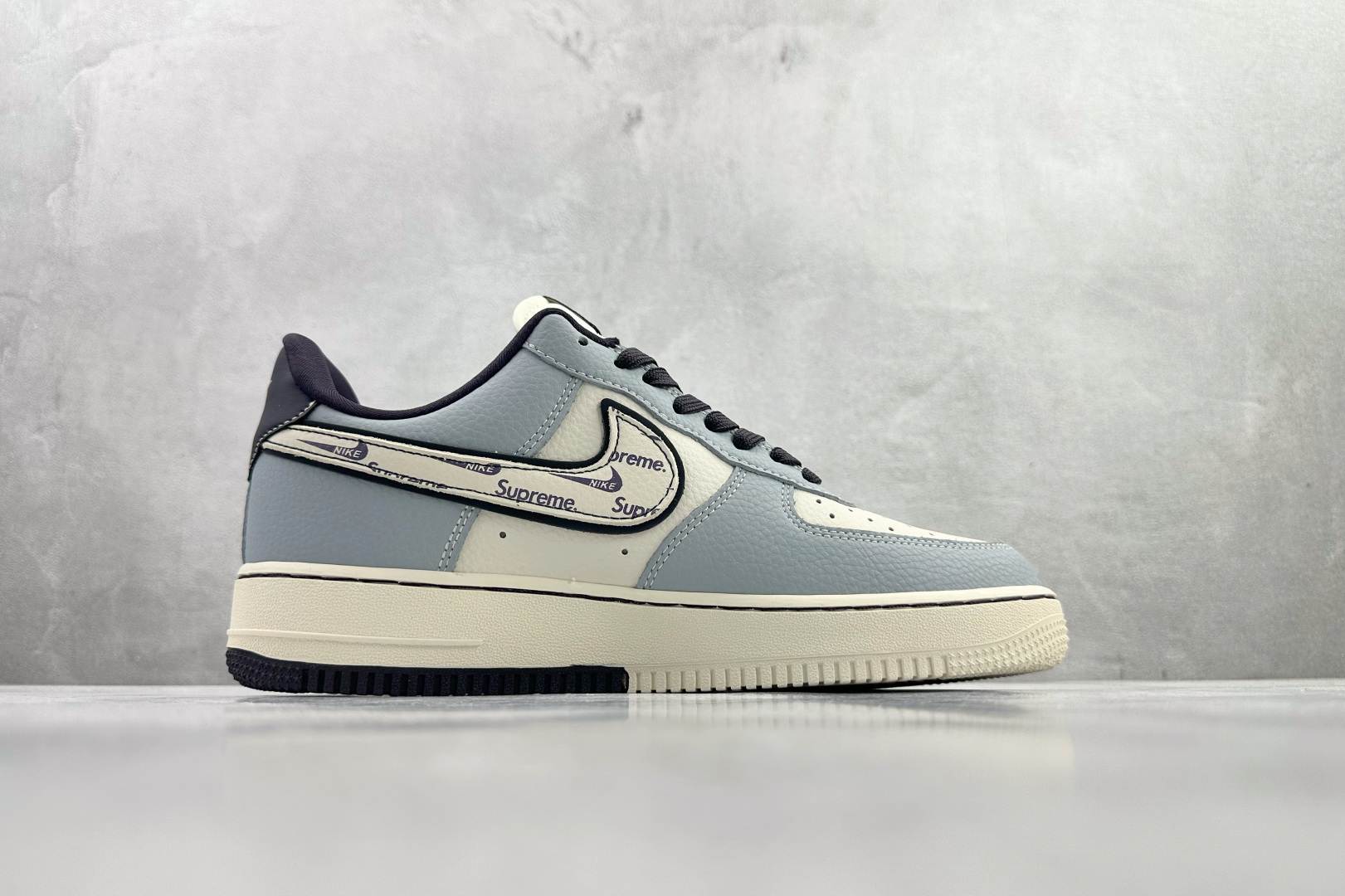 Nike AIR Jordan 1'07 Supreme 联名 蓝白黑 DD1928-308 Nike AIR Jordan 1'07 Supreme 联名 蓝白黑 DD1928-308