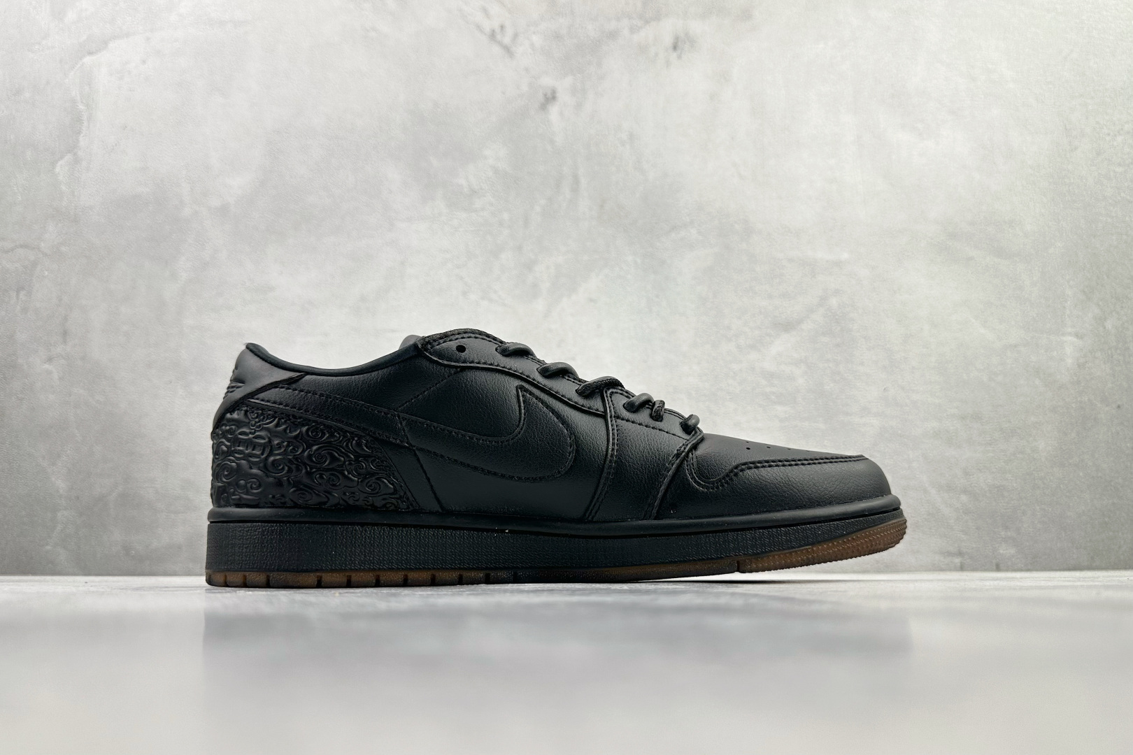 综合版 Jordan Air Jordan 1 Retro ”Xuan Wu” 玄武 国区限定 黑色 IO3147-001 综合版 Jordan Air Jordan 1 Retro ”Xuan Wu” 玄武 国区限定 黑色 IO3147-001