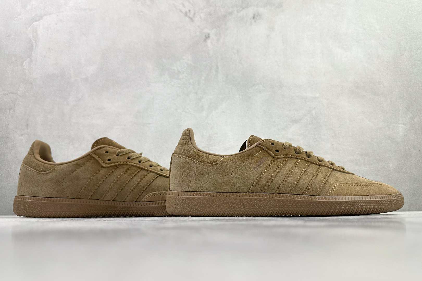 出口订单 adidas originals SAMBA OG棕色 JR0889 出口订单 adidas originals SAMBA OG棕色 JR0889