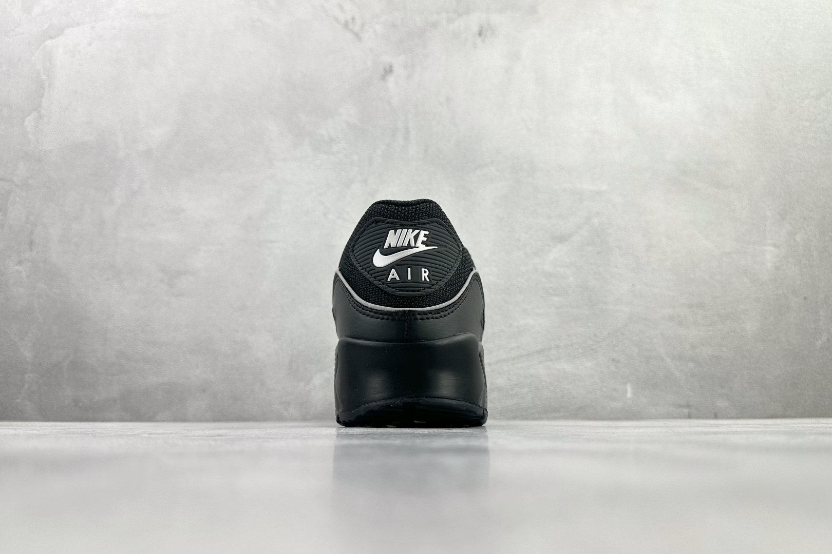 原版开发 Nike Air 90 黑色 HV4517-002 原版开发 Nike Air 90 黑色 HV4517-002