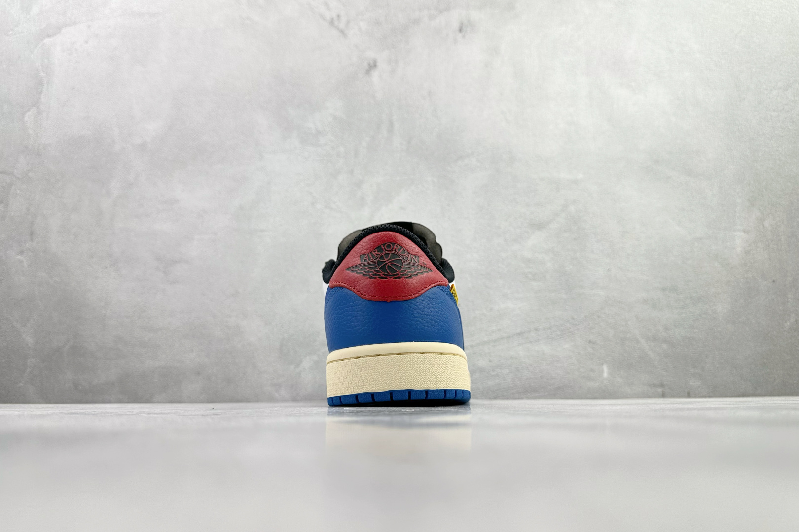 LJR Jordan Air Jordan 1 Retro Low OG 蓝红货号：HQ6998 146