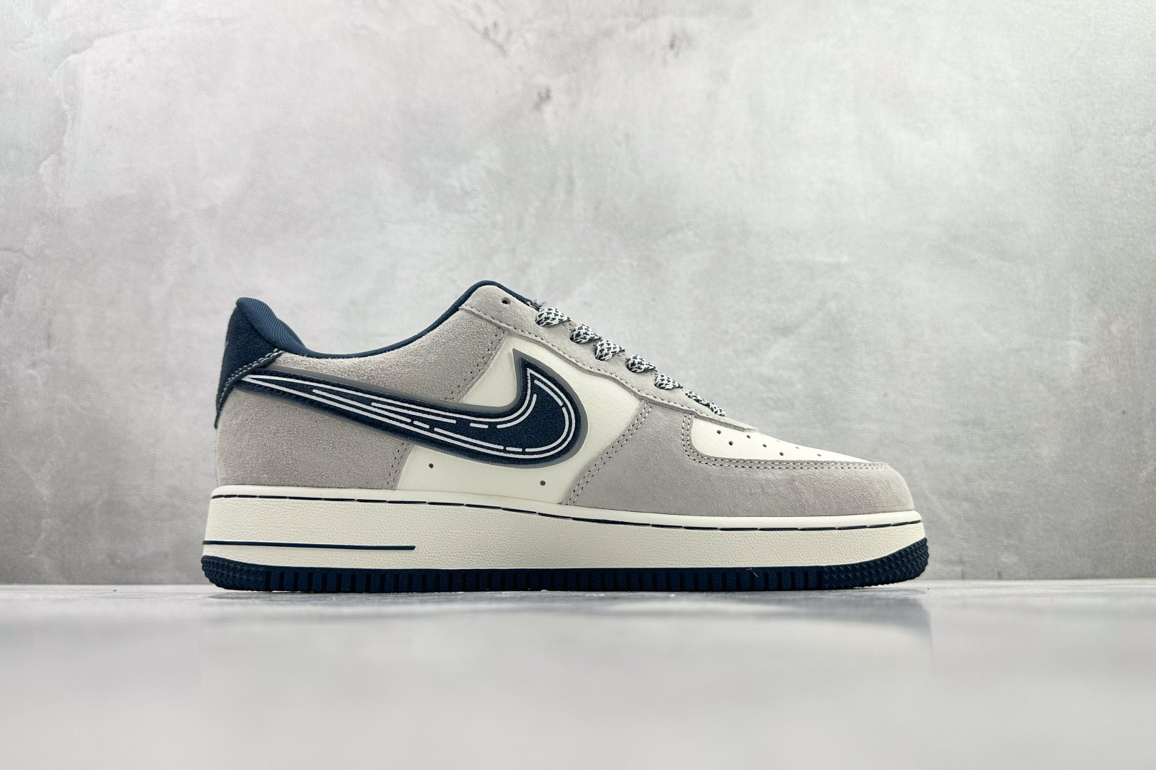 Nike Dunk Low Retro LV 联名 灰白蓝 DD1928-308 Nike Dunk Low Retro LV 联名 灰白蓝 DD1928-308