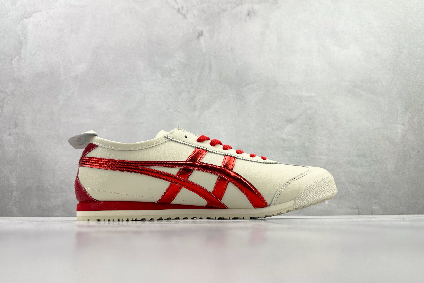 渠道特供 Onitsuka Tiger鬼塚虎 MEXICO 66 NM 米红色 1183C522-200-High Quatity Cheap Brand wholesale wholesaler seller Clothes Bags handbags Sneakers Top Fashion Clothing Shoes from China Factory Chinese suppliers best Quality Beautiful Price 渠道特供 Onitsuka Tiger鬼塚虎 MEXICO 66 NM 米红色 1183C522-200