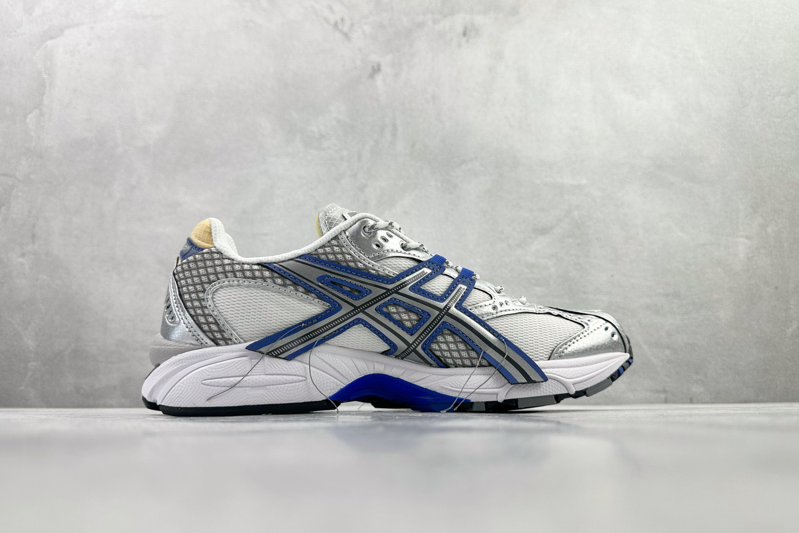 INVINCIBLE x ASICS GEL-Nimbus 10.1 HTTP 404 蓝白色 1203A814-021-High Quatity Cheap Brand wholesale wholesaler seller Clothes Bags handbags Sneakers Top Fashion Clothing Shoes from China Factory Chinese suppliers best Quality Beautiful Price INVINCIBLE x ASICS GEL-Nimbus 10.1 HTTP 404 蓝白色 1203A814-021