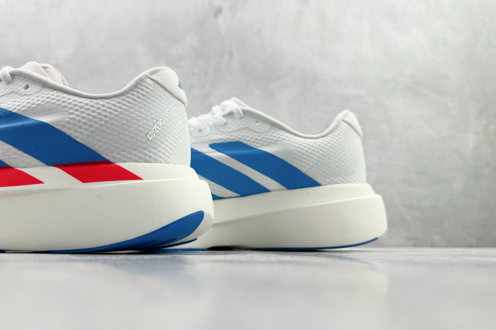 adidas Adizero Evo SL 白蓝 KJ3596-High Quatity Cheap Brand wholesale wholesaler seller Clothes Bags handbags Sneakers Top Fashion Clothing Shoes from China Factory Chinese suppliers best Quality Beautiful Price adidas Adizero Evo SL 白蓝 KJ3596
