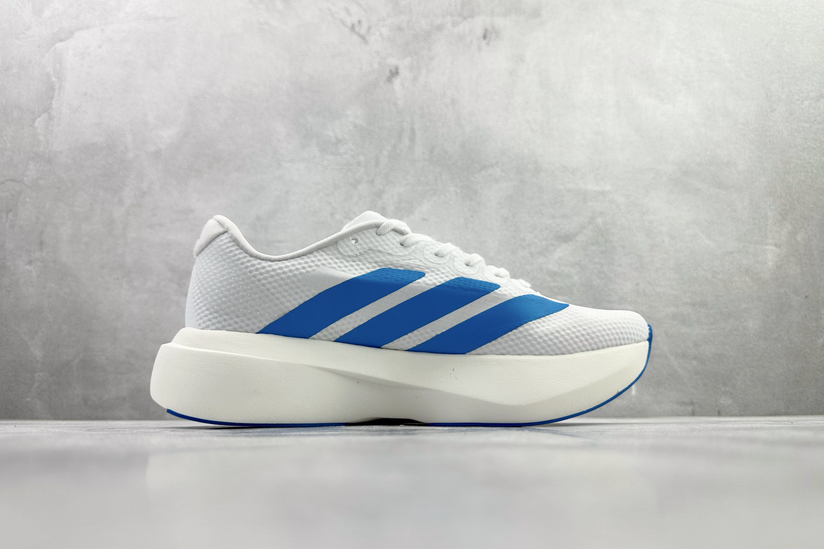 adidas Adizero Evo SL 白蓝 KJ3596-High Quatity Cheap Brand wholesale wholesaler seller Clothes Bags handbags Sneakers Top Fashion Clothing Shoes from China Factory Chinese suppliers best Quality Beautiful Price adidas Adizero Evo SL 白蓝 KJ3596