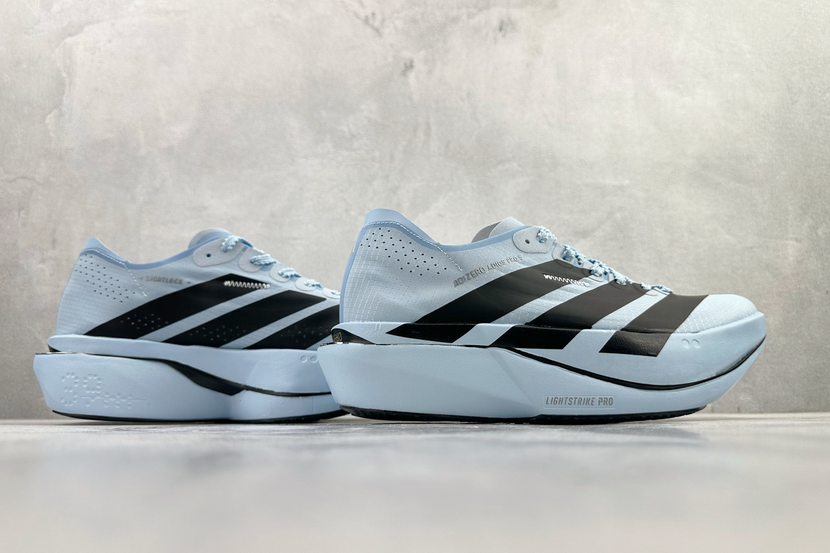 adidas Adizero Adios Pro 5 蓝黑 K18295 尺-High Quatity Cheap Brand wholesale wholesaler seller Clothes Bags handbags Sneakers Top Fashion Clothing Shoes from China Factory Chinese suppliers best Quality Beautiful Price adidas Adizero Adios Pro 5 蓝黑 K18295 尺