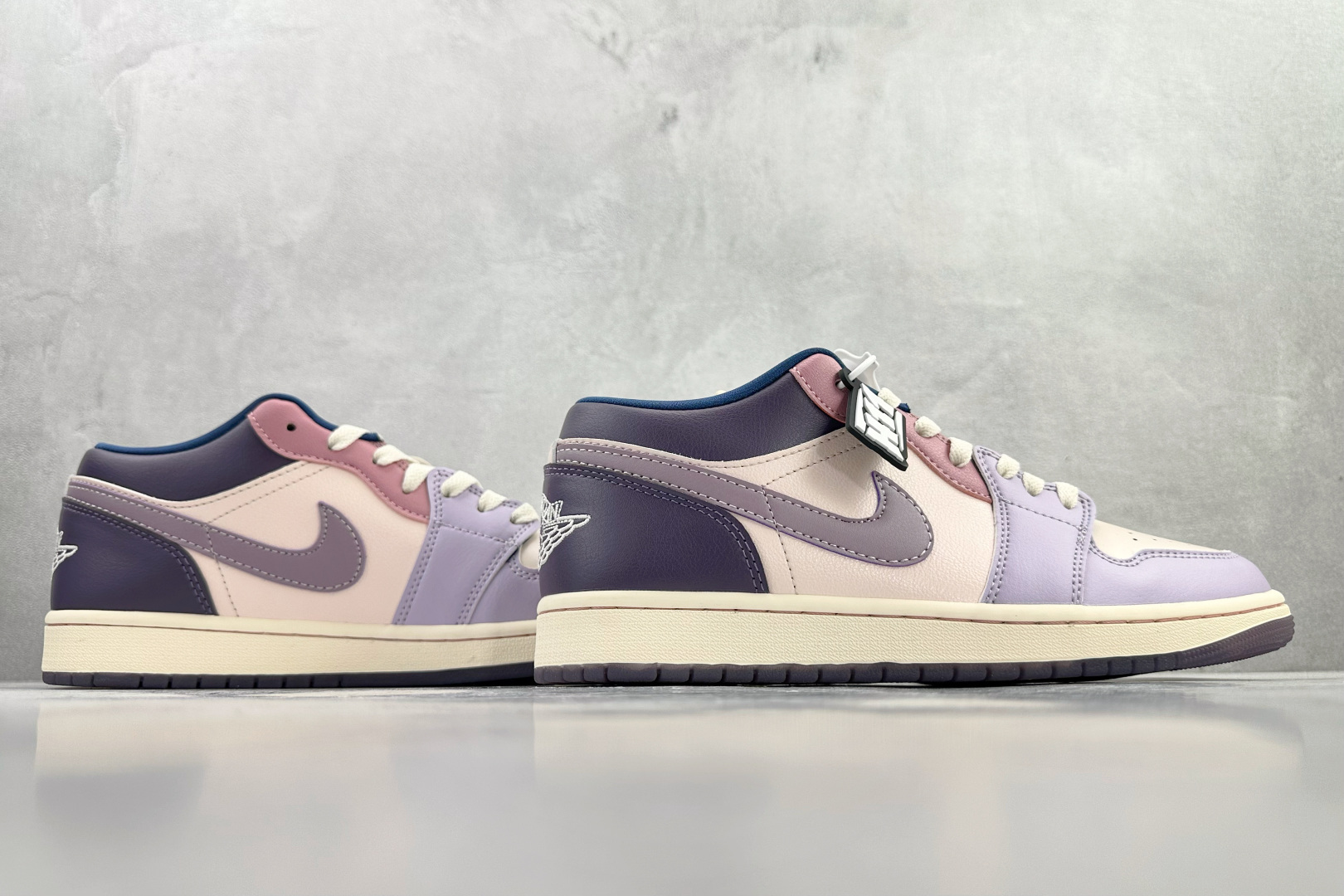 平台爆款 Jordan Air Jordan 1 Low 粉紫色 DZ2768-651 平台爆款 Jordan Air Jordan 1 Low 粉紫色 DZ2768-651