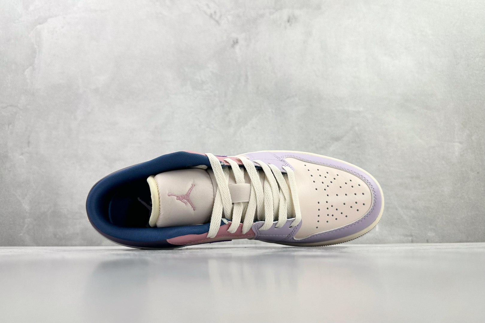 平台爆款 Jordan Air Jordan 1 Low 粉紫色 DZ2768-651 平台爆款 Jordan Air Jordan 1 Low 粉紫色 DZ2768-651
