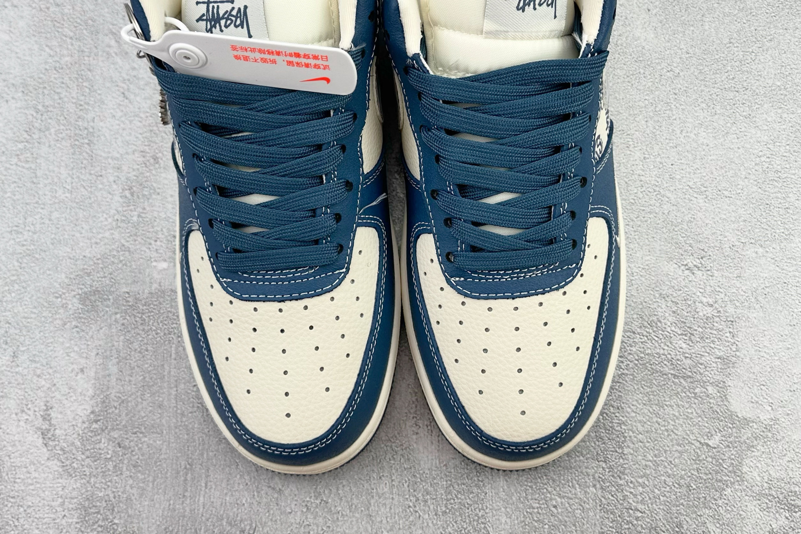 Nike AIR Jordan 1'07 斯图西 联名 蓝白 XL1979-132 Nike AIR Jordan 1'07 斯图西 联名 蓝白 XL1979-132