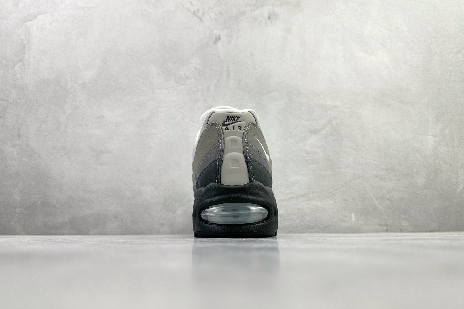 口碑神作 Nike Air Max 95 OG 黑灰货号：HJ5996-002尺码：40 40.5 41