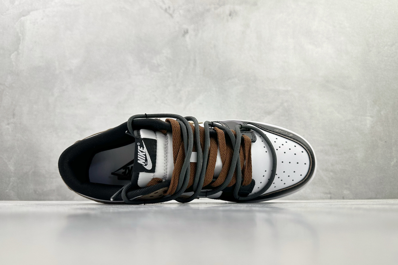 定制球鞋 Nike Dunk 余晖之下 黑白棕 HF5441-100 定制球鞋 Nike Dunk 余晖之下 黑白棕 HF5441-100