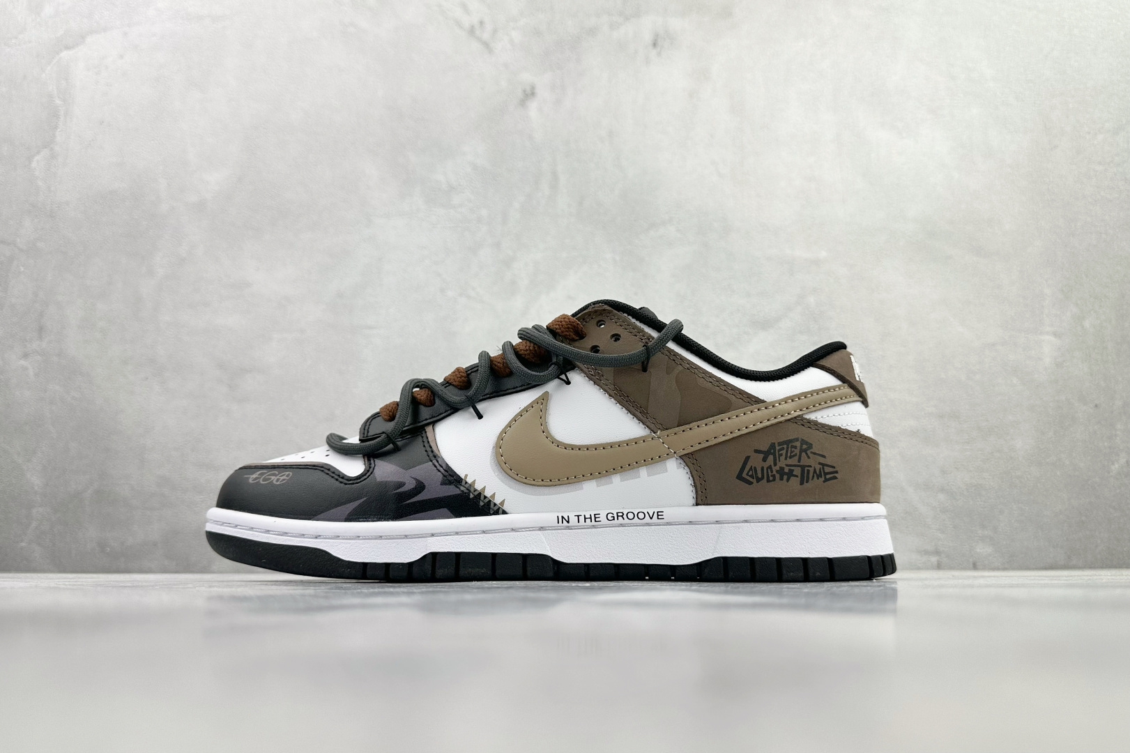 定制球鞋 Nike Dunk 余晖之下 黑白棕 HF5441-100 定制球鞋 Nike Dunk 余晖之下 黑白棕 HF5441-100