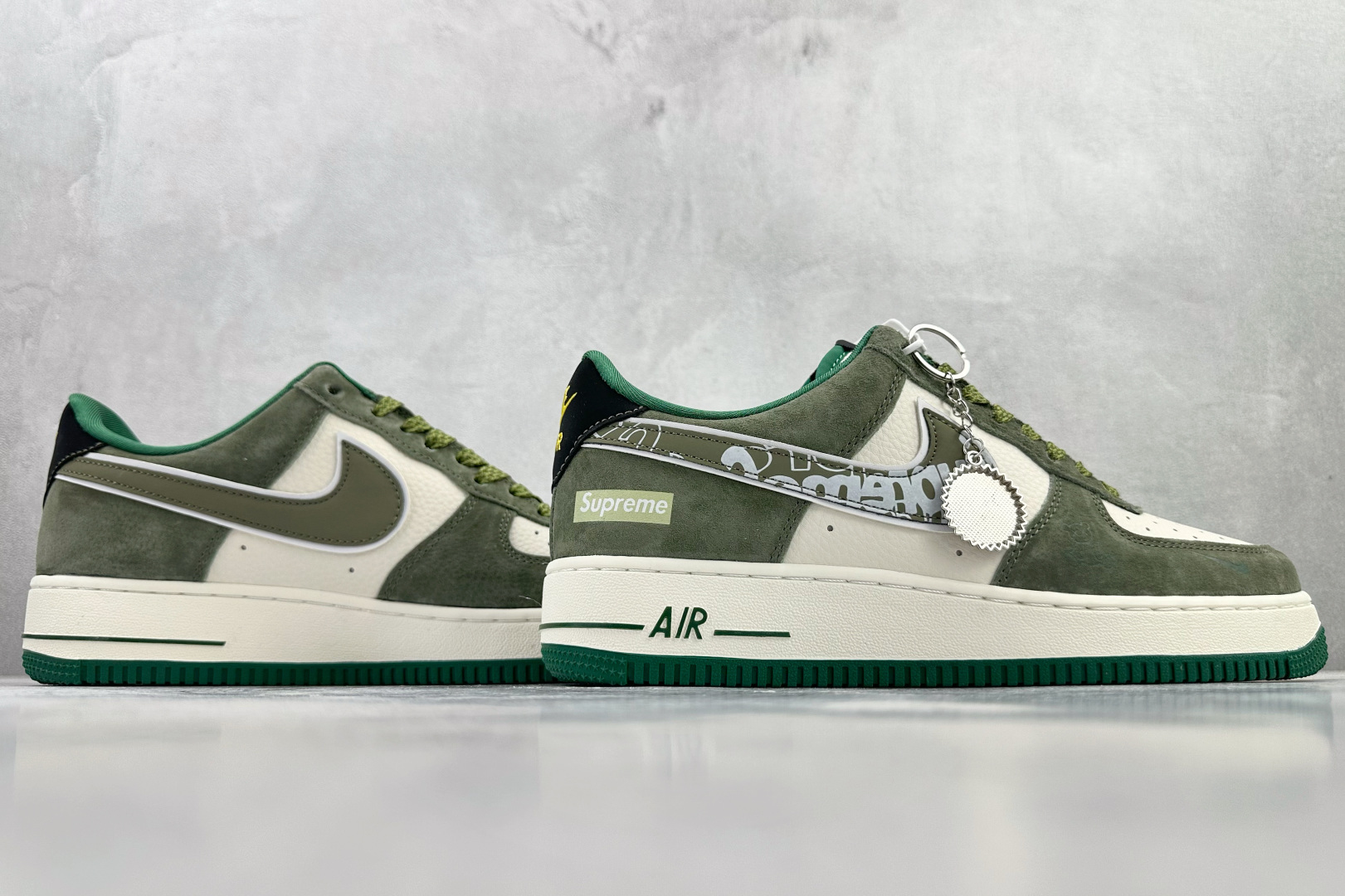 Nike AIR FORCE 1'07 LX Supreme 联名 米白绿 SY1388-027 Nike AIR FORCE 1'07 LX Supreme 联名 米白绿 SY1388-027