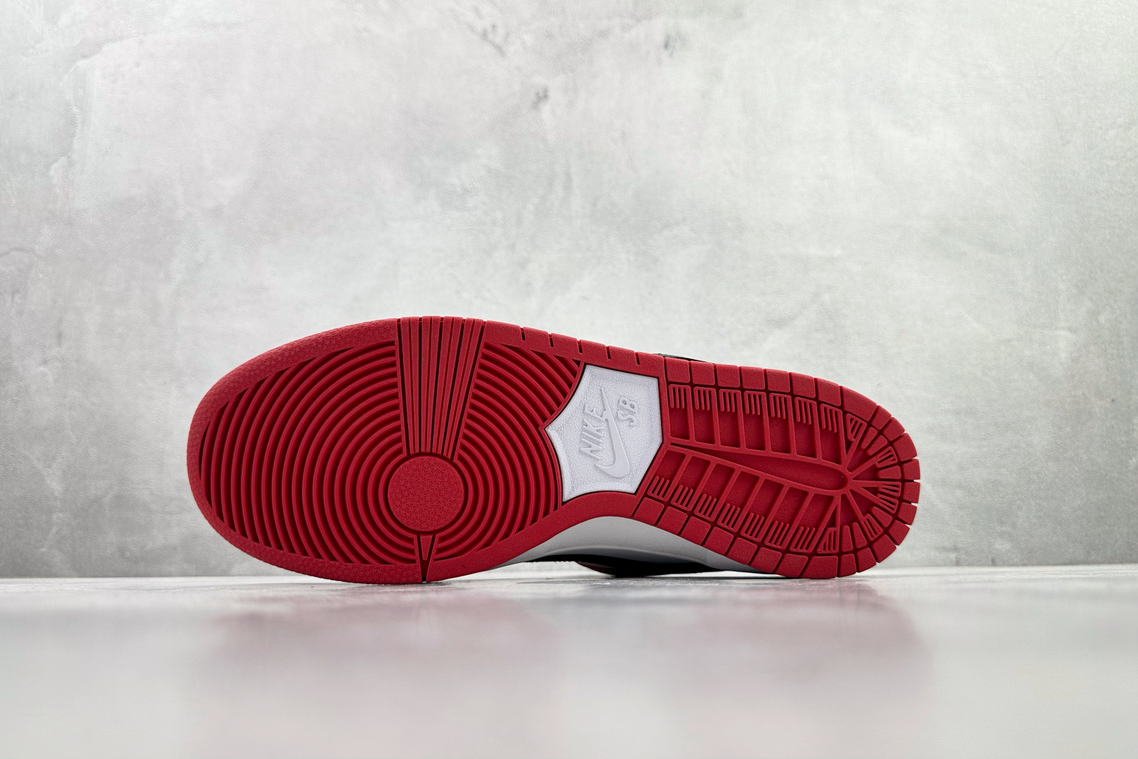 Nike Dunk SB Pro ”chicago” 芝加哥 黑白红 BQ6817-600 Nike Dunk SB Pro ”chicago” 芝加哥 黑白红 BQ6817-600