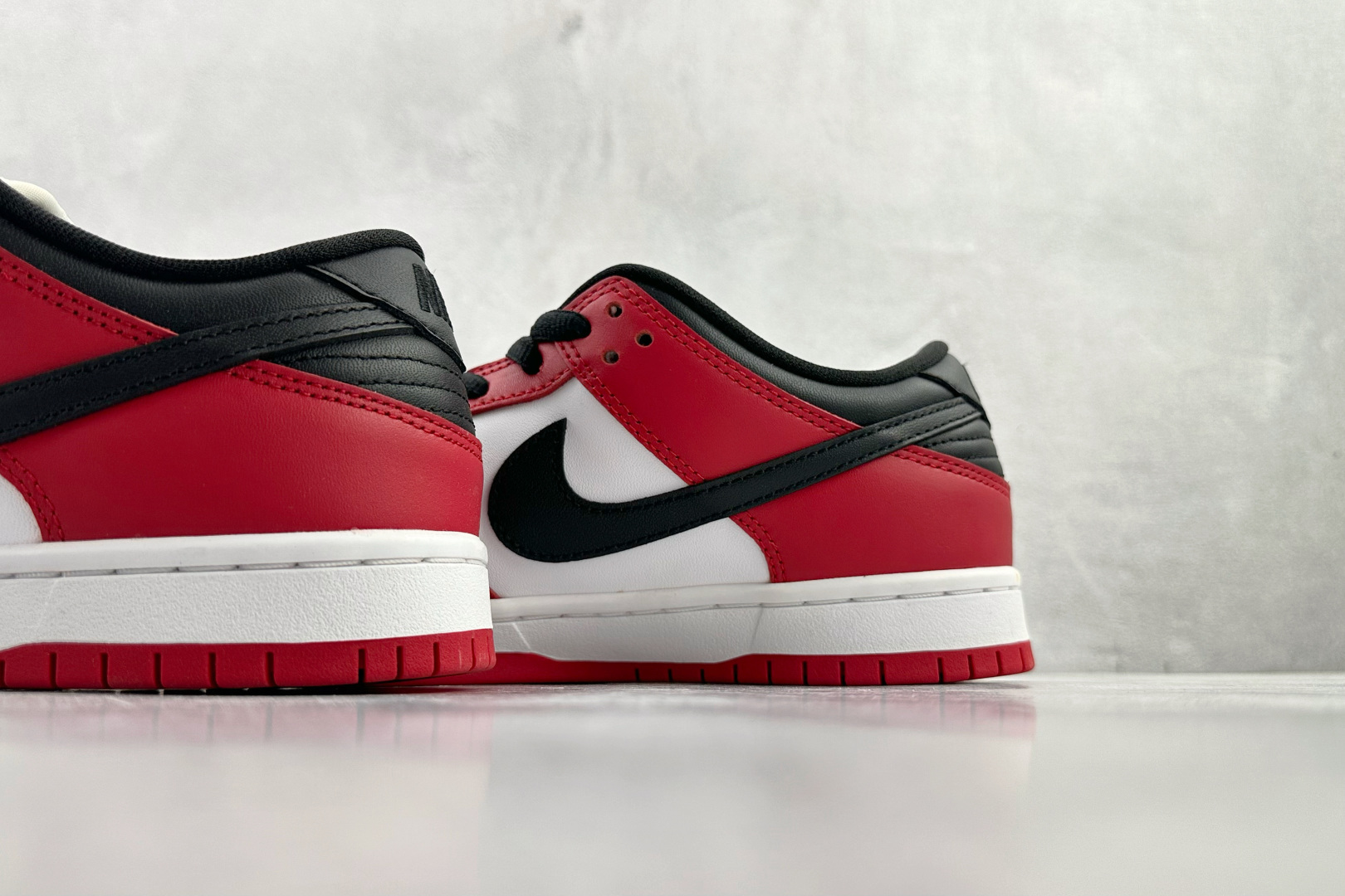 Nike Dunk SB Pro ”chicago” 芝加哥 黑白红 BQ6817-600 Nike Dunk SB Pro ”chicago” 芝加哥 黑白红 BQ6817-600