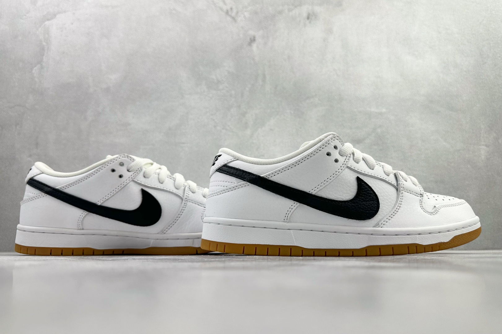 Nike Dunk SB SB Pro Iso ”Orange Label” PU 白黑 CD2563-100 Nike Dunk SB SB Pro Iso ”Orange Label” PU 白黑 CD2563-100