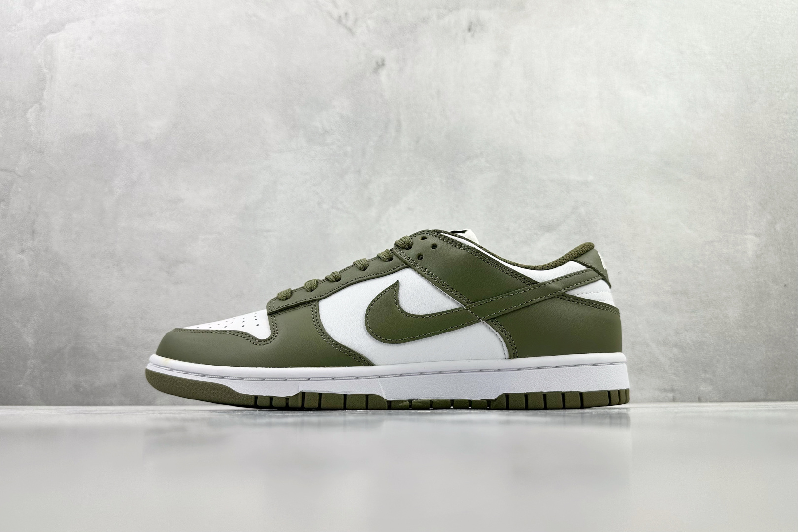 Nike Dunk ”Medium Olive” 白橄榄绿 DD1503-120 Nike Dunk ”Medium Olive” 白橄榄绿 DD1503-120