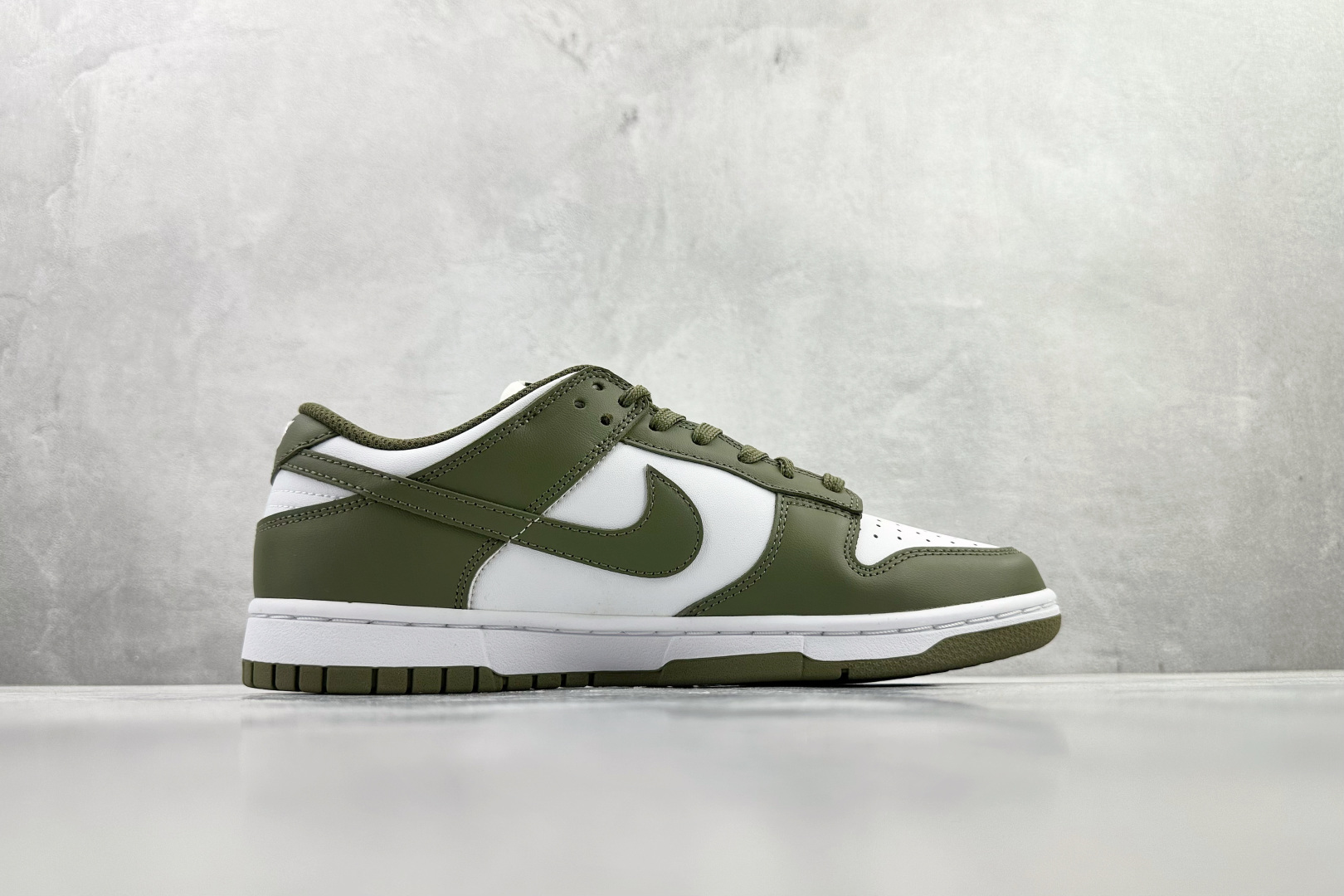 Nike Dunk ”Medium Olive” 白橄榄绿 DD1503-120 Nike Dunk ”Medium Olive” 白橄榄绿 DD1503-120