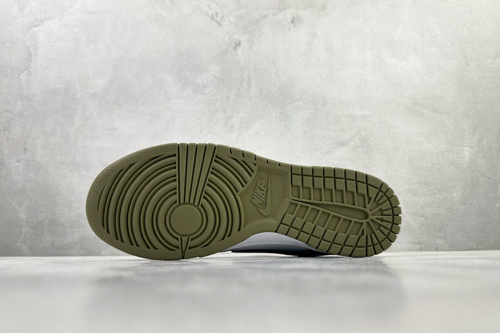 Nike Dunk ”Medium Olive” 白橄榄绿 DD1503-120 Nike Dunk ”Medium Olive” 白橄榄绿 DD1503-120