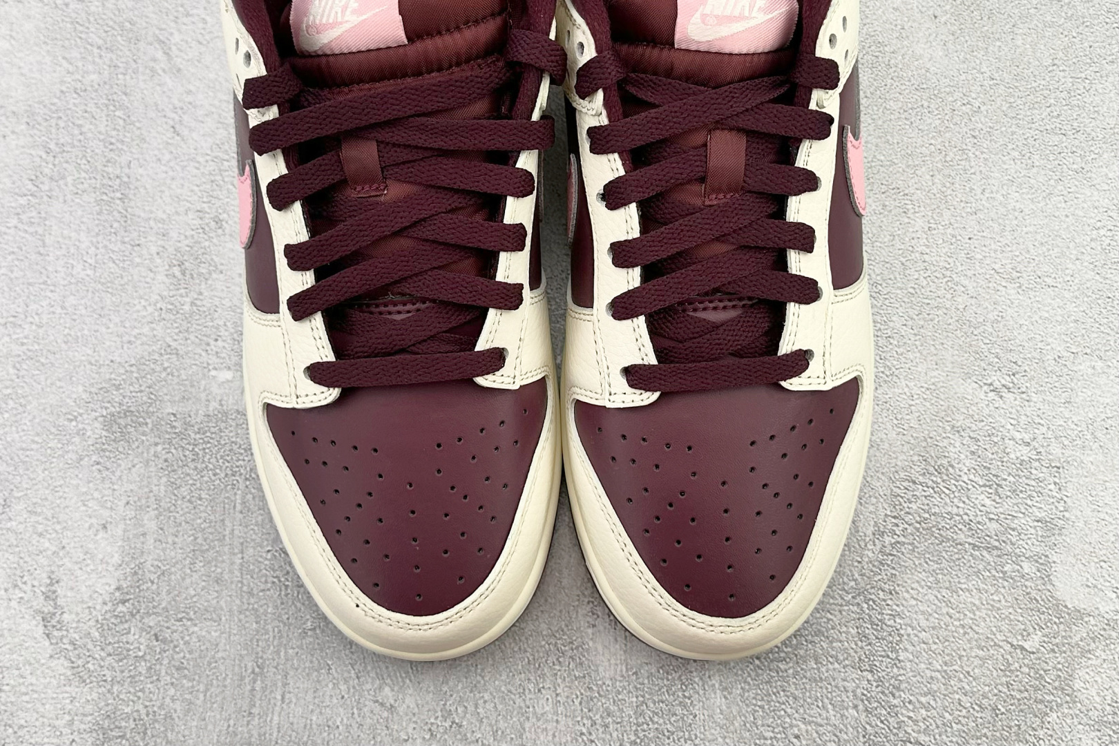 Nike Dunk ”Night Maroon and Medium Soft Pink” 酒红色 DR9705-100 Nike Dunk ”Night Maroon and Medium Soft Pink” 酒红色 DR9705-100
