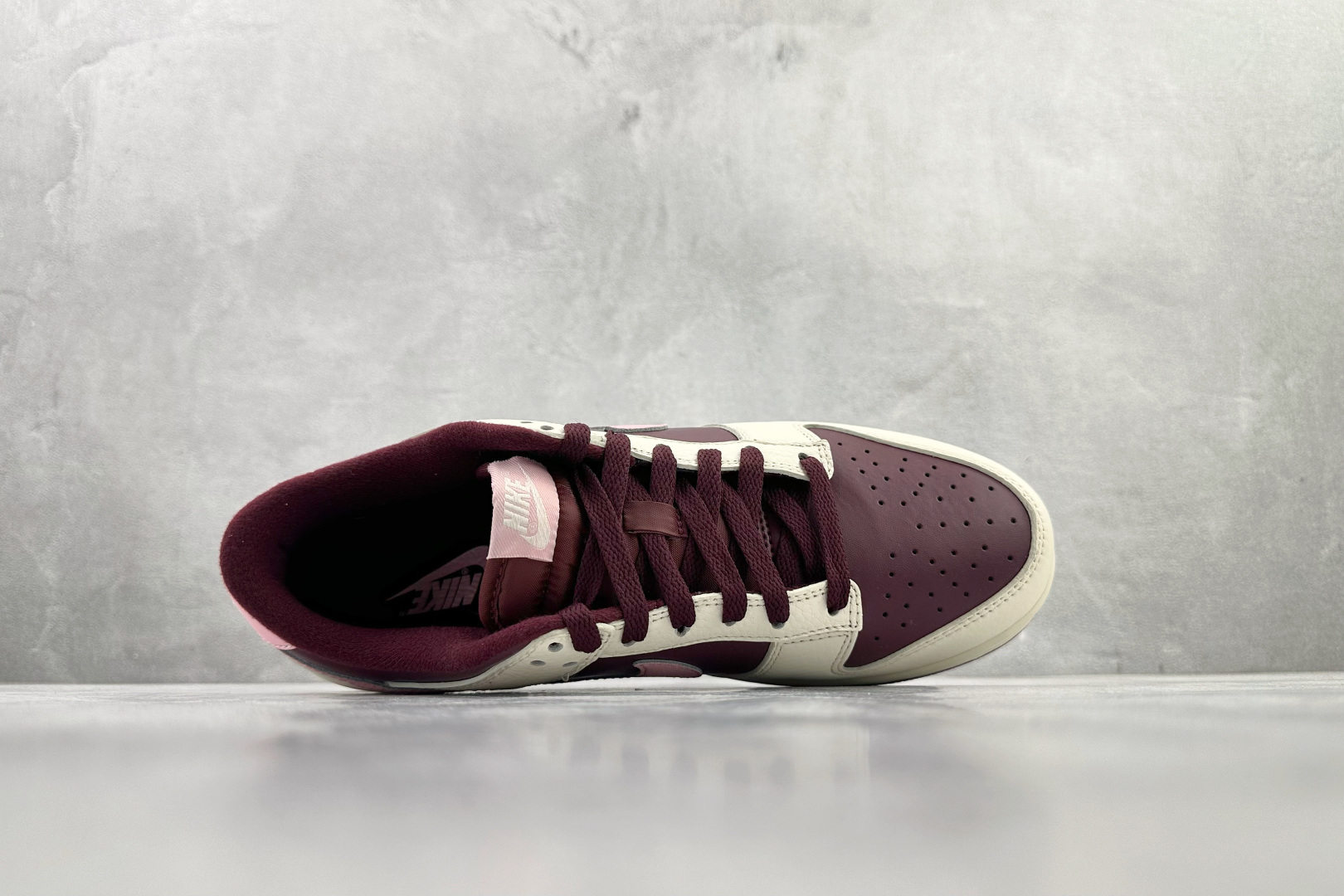 Nike Dunk ”Night Maroon and Medium Soft Pink” 酒红色 DR9705-100 Nike Dunk ”Night Maroon and Medium Soft Pink” 酒红色 DR9705-100