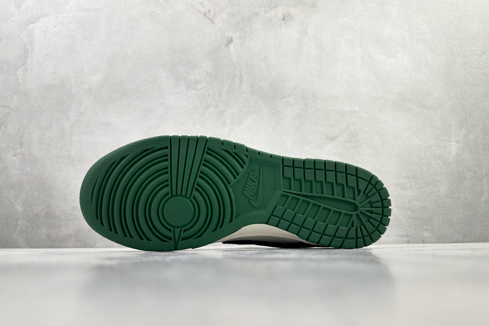 Nike Dunk ”Gorge Green” 白绿 DD1503-300 Nike Dunk ”Gorge Green” 白绿 DD1503-300