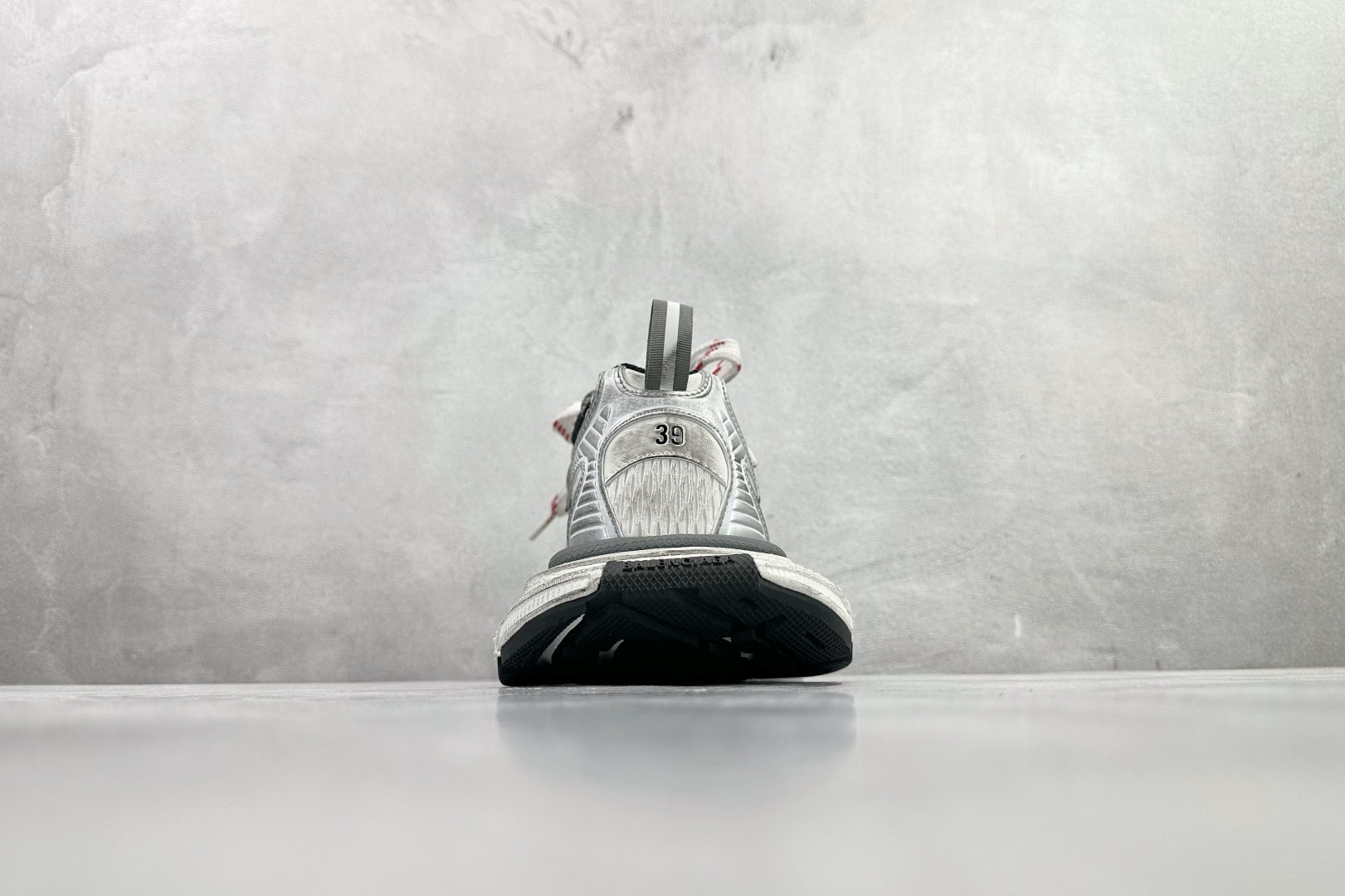 380 最新外贸批次 Balenciaga巴黎世家 3XL 灰蓝色 840090W3XSG-Chinese UA Cheap High Quatity Brand Clothes Bags handbags Sneakers wholesale wholesaler seller from China Factory suppliers Fashion Clothing Shoes best Quality Beautiful Price 380 最新外贸批次 Balenciaga巴黎世家 3XL 灰蓝色 840090W3XSG