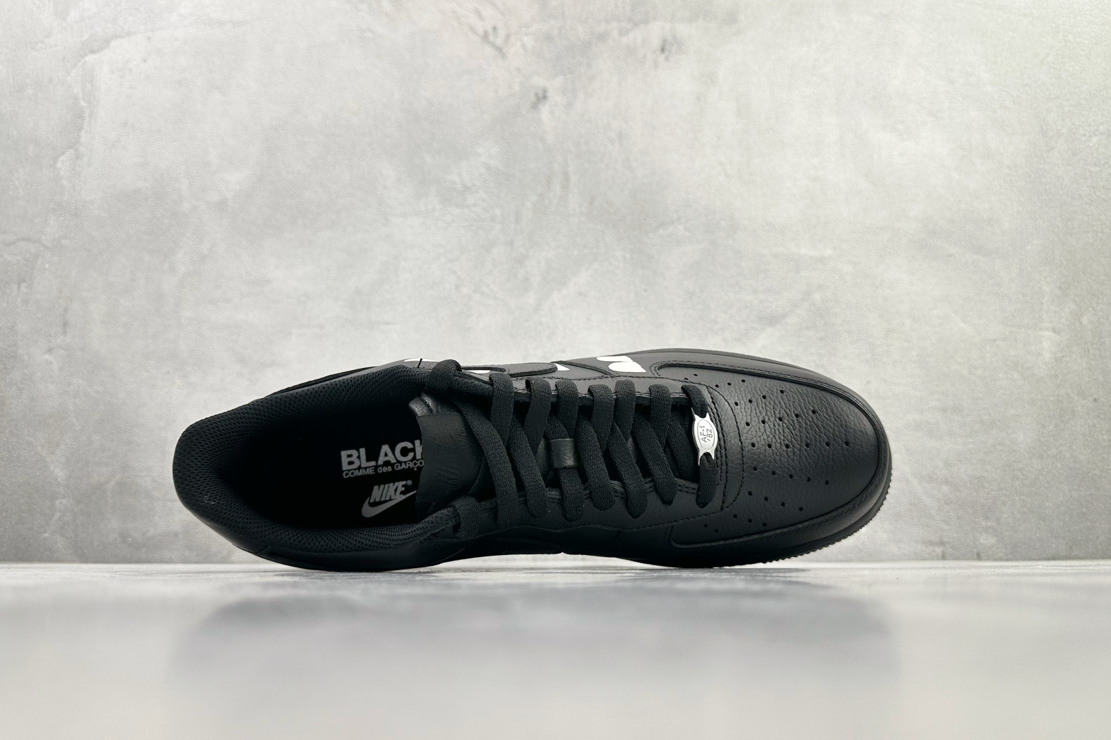 顶级完美复刻 Nike x Black COMME des GARCONS Air Force 1 LOW 黑色 IB9949-001 顶级完美复刻 Nike x Black COMME des GARCONS Air Force 1 LOW 黑色 IB9949-001