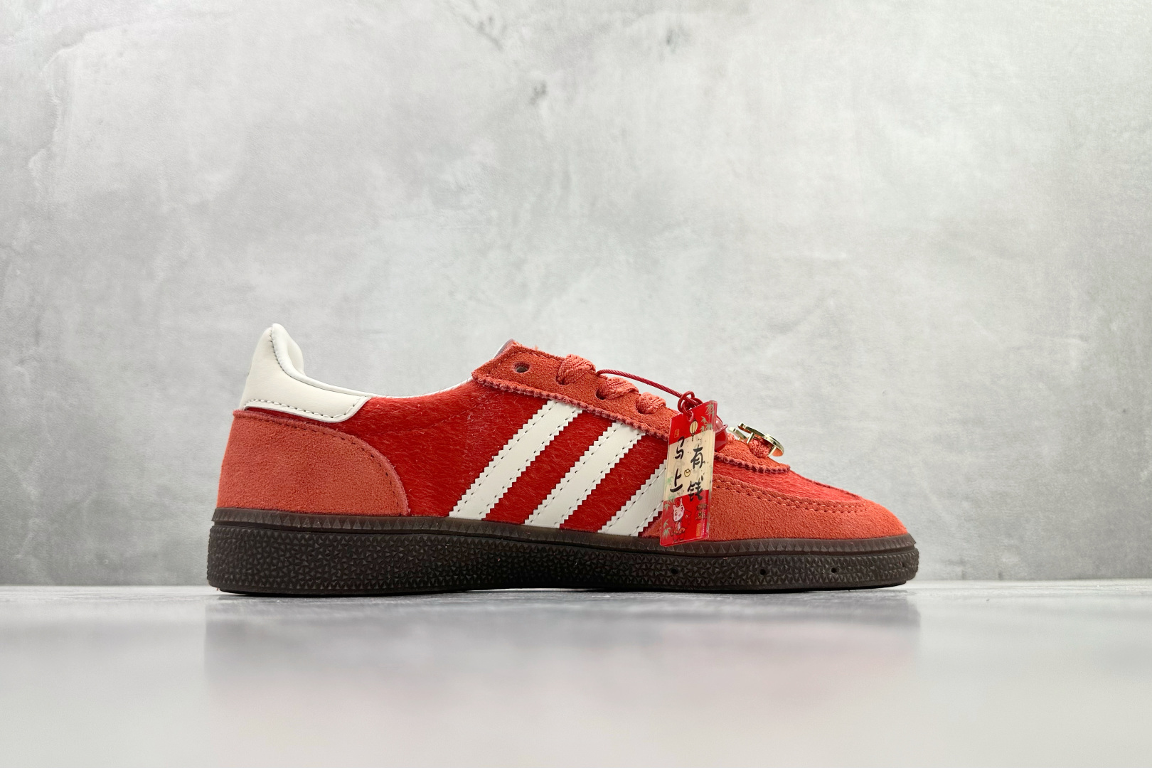 出口订单 adidas originals HANDBALL SPEZIAL CNY新年款 马年限定 红色 KJ6299 出口订单 adidas originals HANDBALL SPEZIAL CNY新年款 马年限定 红色 KJ6299