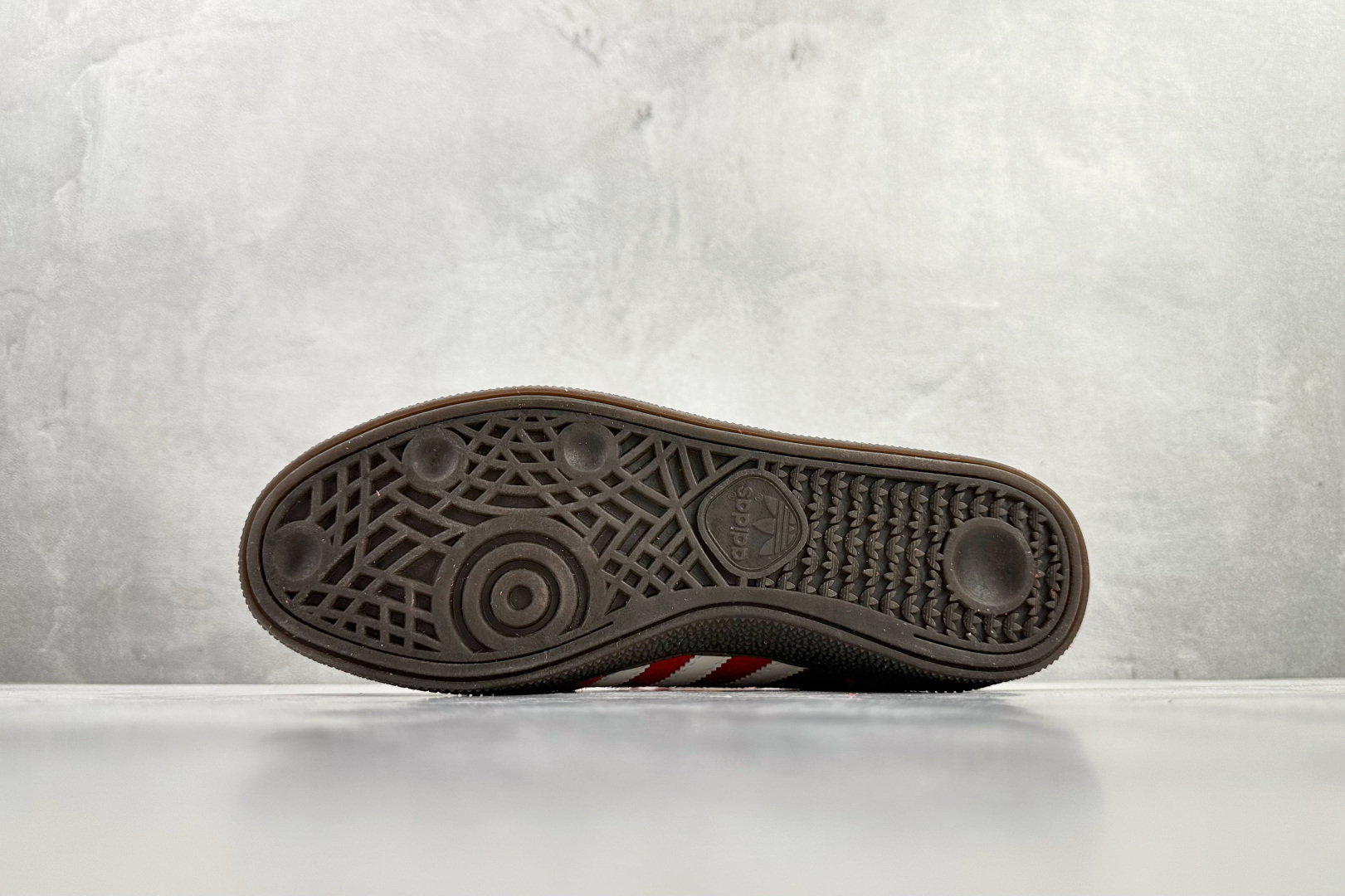 出口订单 adidas originals HANDBALL SPEZIAL CNY新年款 马年限定 红色 KJ6299 出口订单 adidas originals HANDBALL SPEZIAL CNY新年款 马年限定 红色 KJ6299