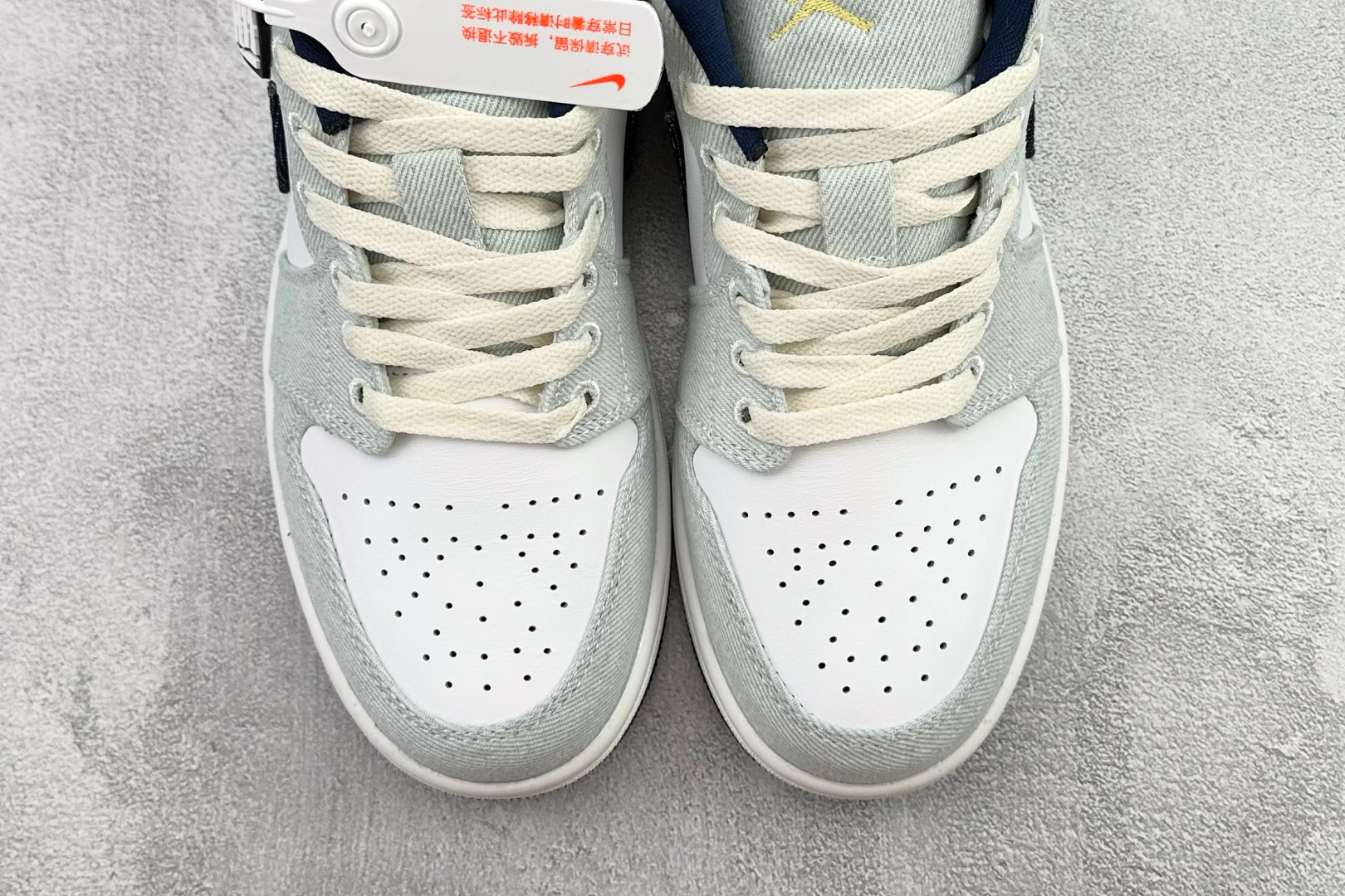 平台爆款 Jordan Air Jordan 1 Low SE 白蓝色 IH0648-141 平台爆款 Jordan Air Jordan 1 Low SE 白蓝色 IH0648-141