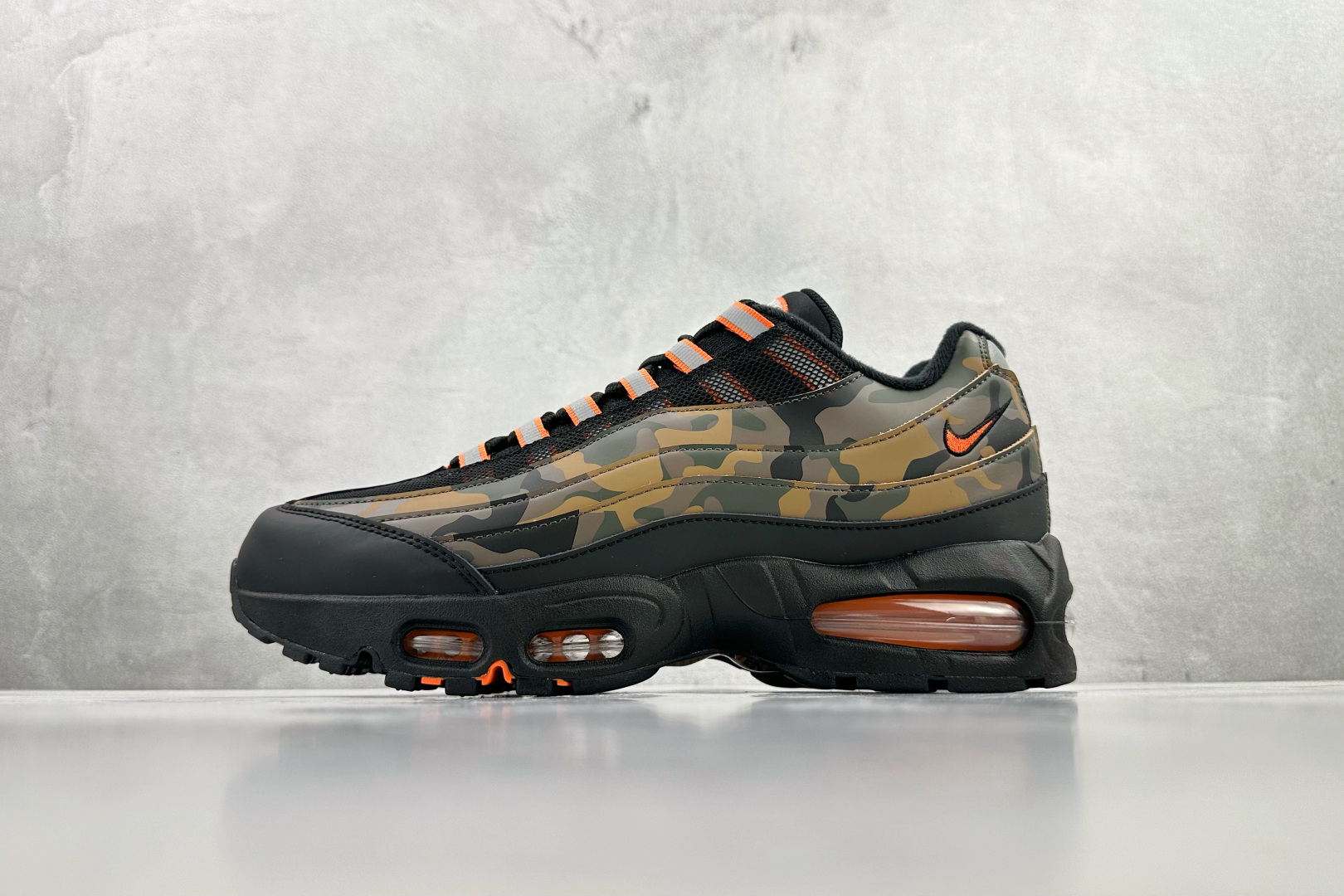顶级完美复刻 Nike Air 95 黑褐色 HQ1973-001