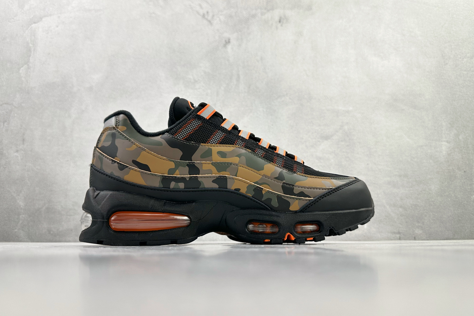 顶级完美复刻 Nike Air 95 黑褐色 HQ1973-001