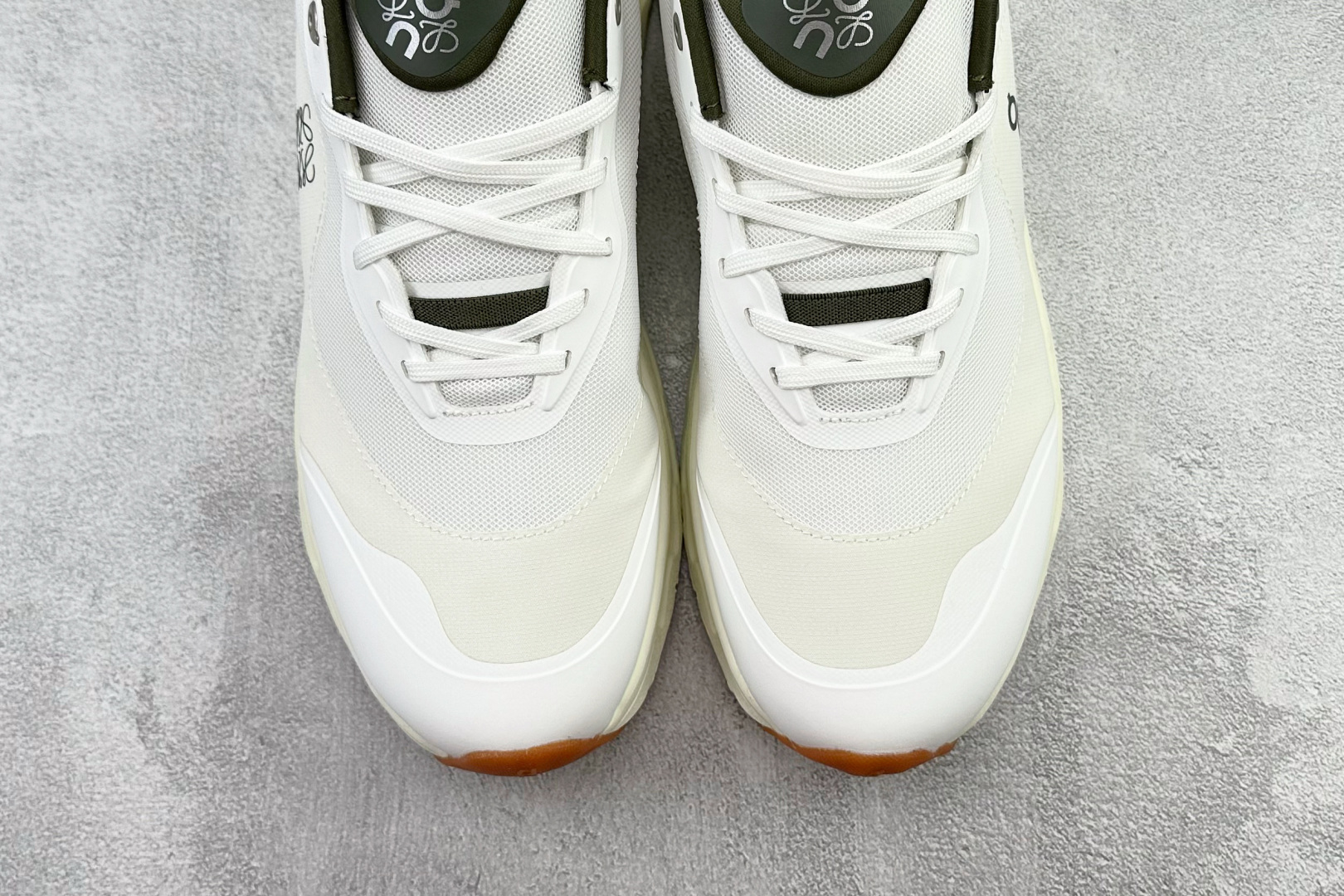 180 LOEWE x On昂跑 Cloudtilt 2 白绿 3ME1069-Chinese UA Cheap High Quatity Brand Clothes Bags handbags Sneakers wholesale wholesaler seller from China Factory suppliers Fashion Clothing Shoes best Quality Beautiful Price 180 LOEWE x On昂跑 Cloudtilt 2 白绿 3ME1069