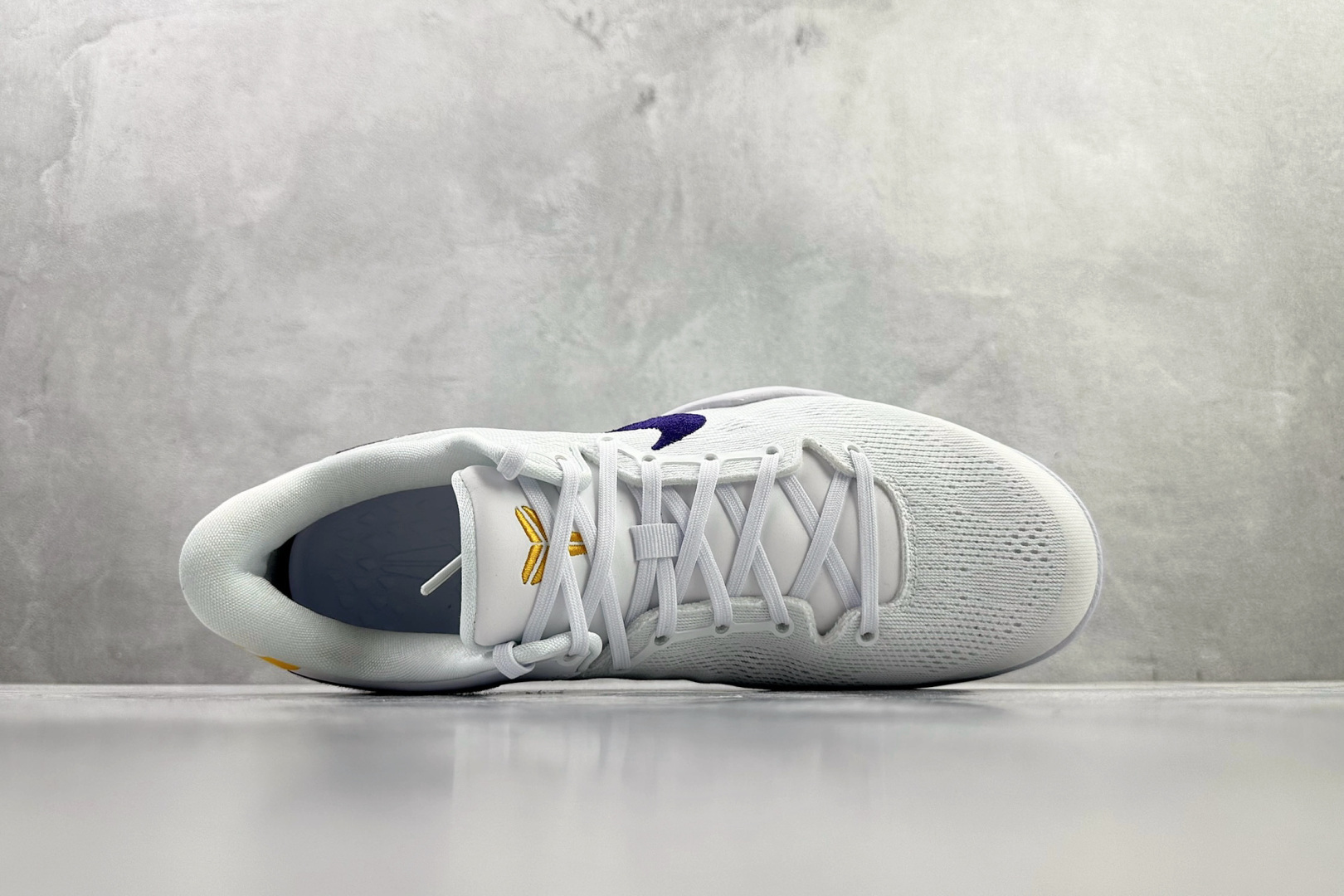 Best Nike Kobe 8 Protro 白色货号：HF9550-100尺码：36 36.5 37