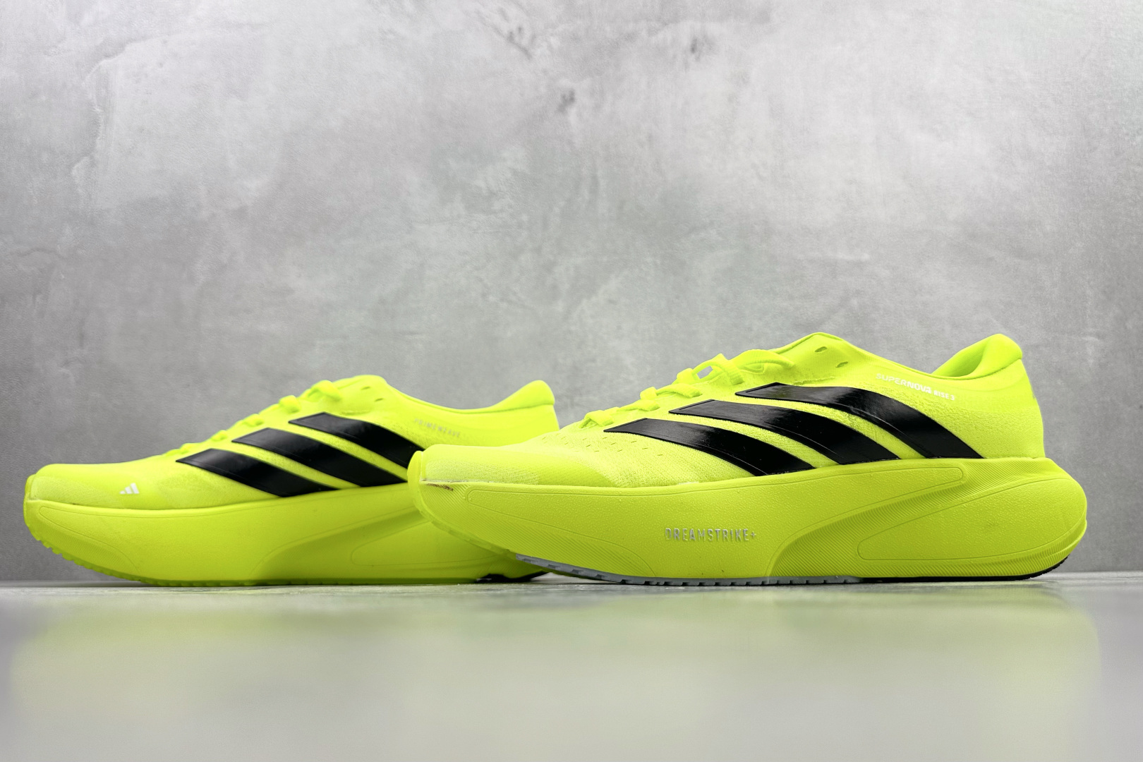 出口订单 Adidas Supernova Solution 3 M 绿色 KK1207 出口订单 Adidas Supernova Solution 3 M 绿色 KK1207